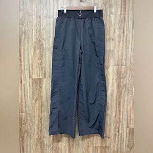 NEW Nike Standard Fit High Rise Wide Leg Athletic Pants